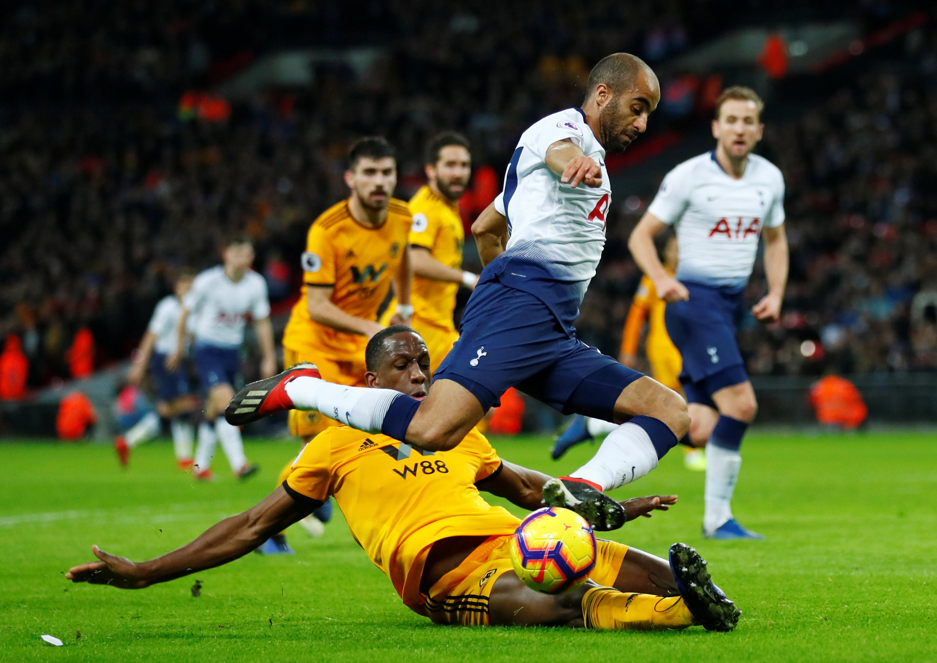 BA之间的 BA之间的